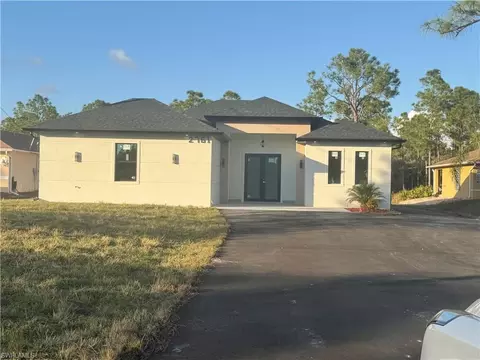 2761 54th Ave NE, Naples, FL 34120