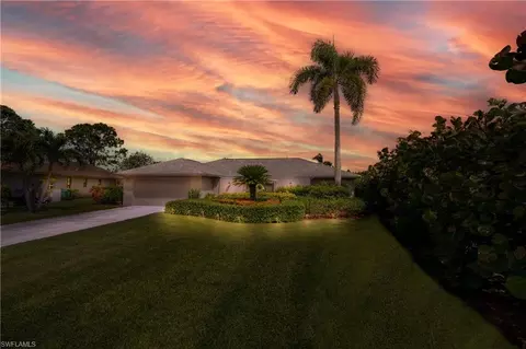108 Payne Ct, Naples, FL 34112