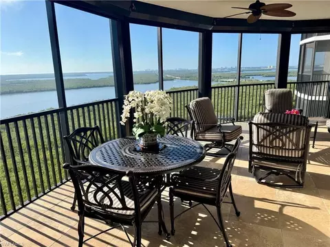 1050 Borghese Ln #1404, Naples, FL 34114
