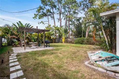 Exterior - 1097 Sperling Ave, Naples, FL 34103 photo 3 of 9