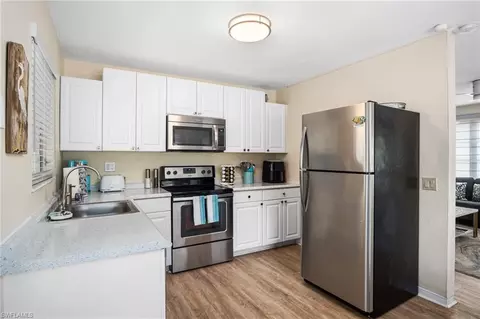 Kitchen - 1097 Sperling Ave, Naples, FL 34103 photo 2 of 5