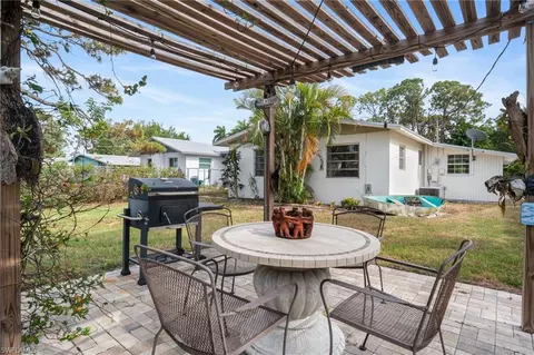 Exterior - 1097 Sperling Ave, Naples, FL 34103 photo 5 of 9