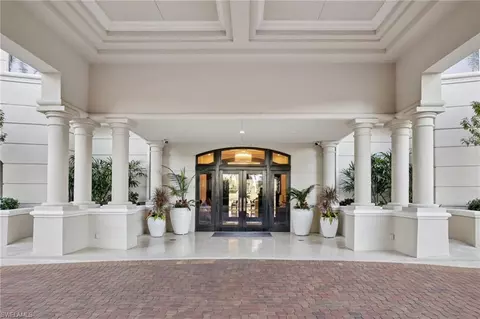 7575 Pelican Bay Blvd #201, Naples, FL 34108
