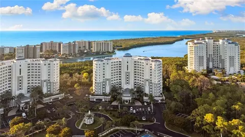 325 Dunes Blvd #904, Naples, FL 34110