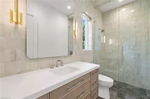 Bath - 660 Wedge Dr, Naples, FL 34103 photo 3 of 3