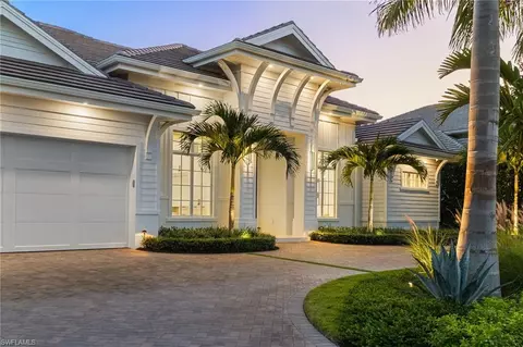 Exterior - 660 Wedge Dr, Naples, FL 34103 photo 6 of 6