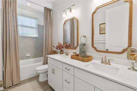 Bath - 20507 Napa Loop, Estero, FL 33928 photo 5 of 5