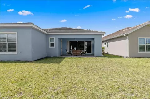 Exterior - 3419 Pilot Cir, Naples, FL 34120 photo 7 of 9
