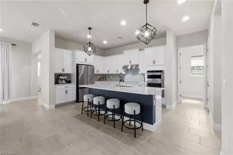 Entry Way - 3419 Pilot Cir, Naples, FL 34120 photo 4 of 4