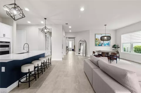Entry Way - 3419 Pilot Cir, Naples, FL 34120 photo 2 of 4