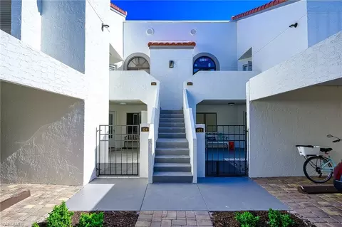 595 Beachwalk Cir #M103, Naples, FL 34108