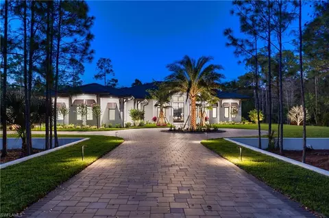 4525 Club Estates Dr, Naples, FL 34112
