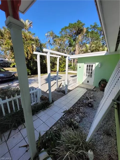Exterior - 870 Forest Ave, Naples, FL 34102 photo 2 of 7