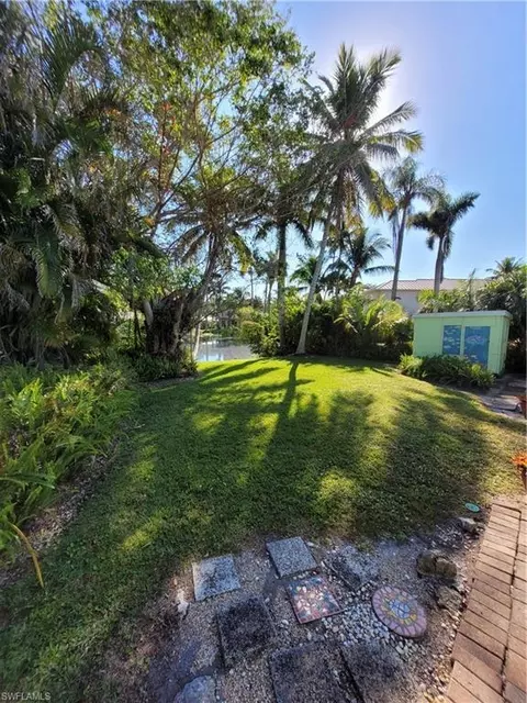 Exterior - 870 Forest Ave, Naples, FL 34102 photo 3 of 7