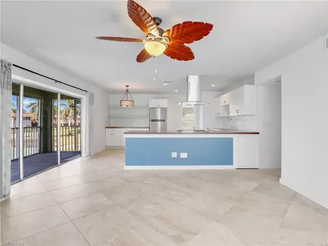 1400 Pompei Ln #52, Naples, FL 34103