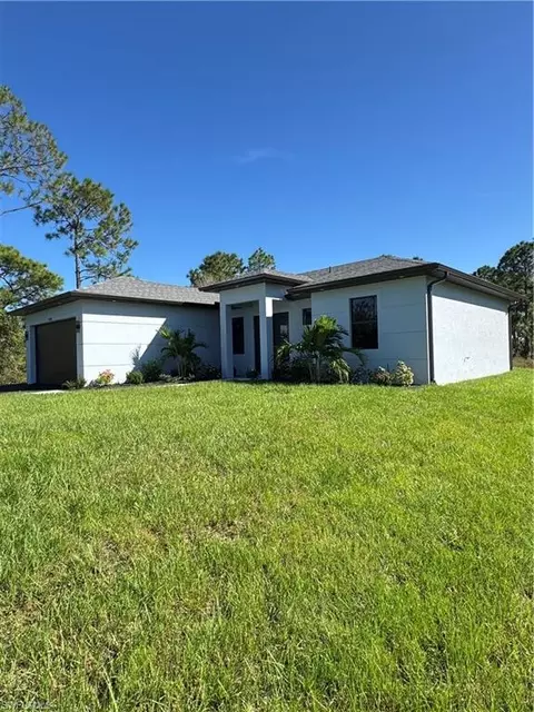 4058 27th Ave NE, Naples, FL 34120