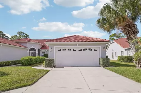 387 Melrose Pl, Naples, FL 34104