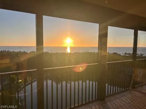 15 Bluebill Ave #702, Naples, FL 34108
