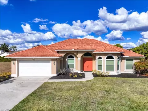 9882 El Greco Cir, Bonita Springs, FL 34135