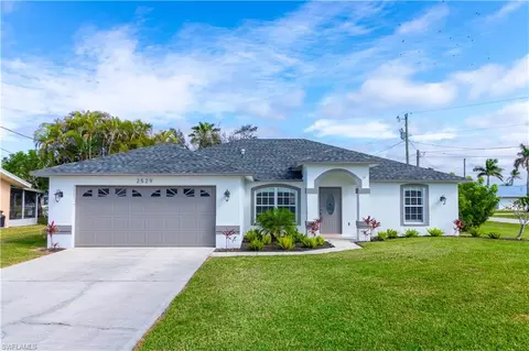 2529 SE 20th Pl, Cape Coral, FL 33904