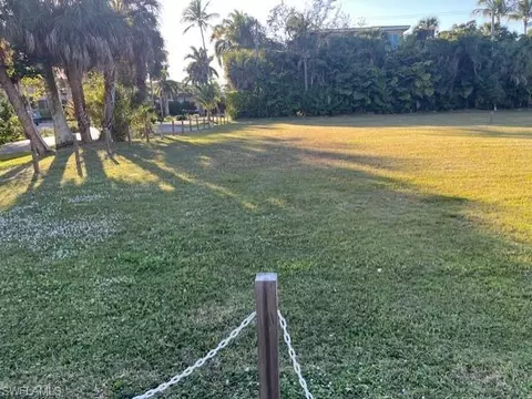 680 Park St, Naples, FL 34102 photo 7