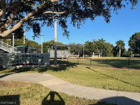 680 Park St, Naples, FL 34102 photo 15
