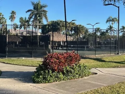680 Park St, Naples, FL 34102 photo 12