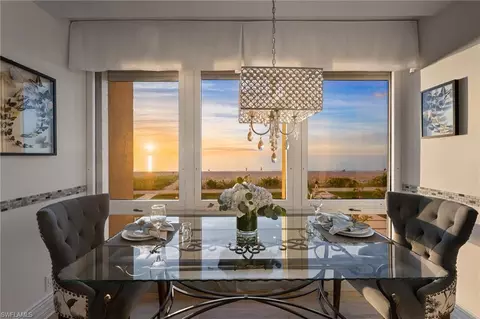 4051 Gulf Shore Blvd N #204, Naples, FL 34103