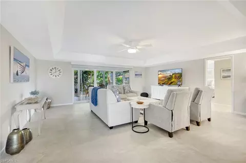 232 Memory Ln #2582, Naples, FL 34112