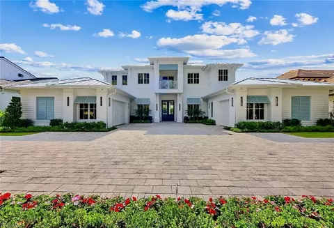 788 Riviera Dr, Naples, FL 34103