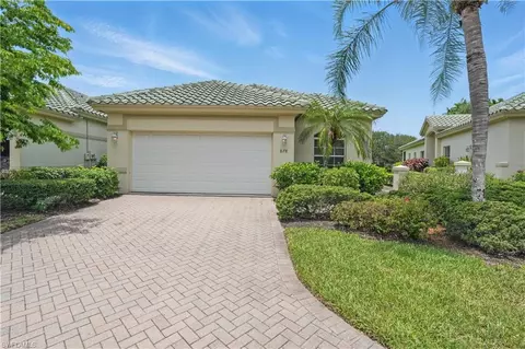 878 Vistana Cir #50, Naples, FL 34119