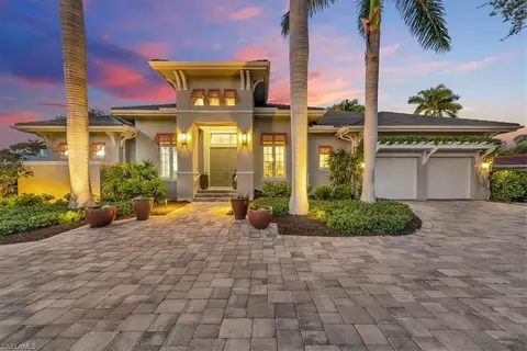 455 Bow Line Dr, Naples, FL 34103