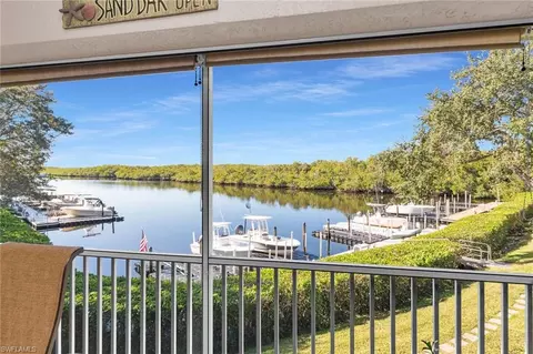278 Newport Dr #206, Naples, FL 34114
