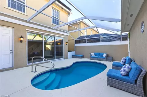 8124 Josefa Way, Naples, FL 34114