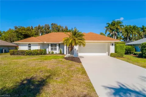 3660 Cartwright Ct, Bonita Springs, FL 34134