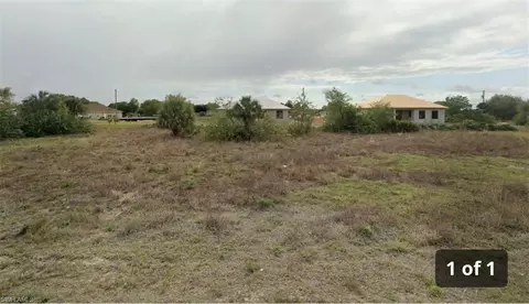 1933 Venice Ave N, Lehigh Acres, FL 33971