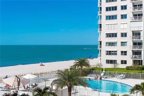 3443 Gulf Shore Blvd N #313, Naples, FL 34103