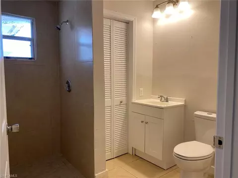 2084 Monroe Ave, Naples, FL 34112 photo 8