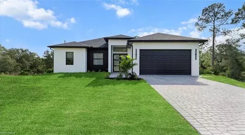 1609 Rush Ave, Lehigh Acres, FL 33972