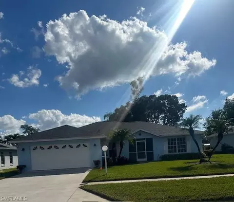 790 Charlemagne Blvd, Naples, FL 34112