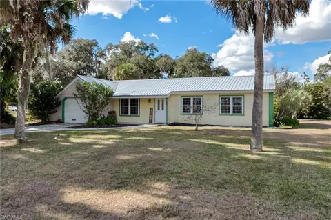 4003 S Edgewater Cir, Labelle, FL 33935