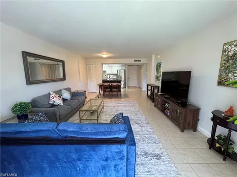 3 Bluebill Ave #206, Naples, FL 34108