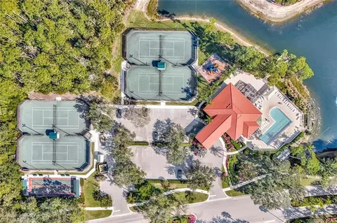 View/Area - 6151 Ashwood Ln, Naples, FL 34110 photo 6 of 8