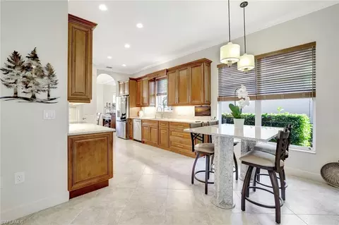Kitchen - 6151 Ashwood Ln, Naples, FL 34110 photo 3 of 3