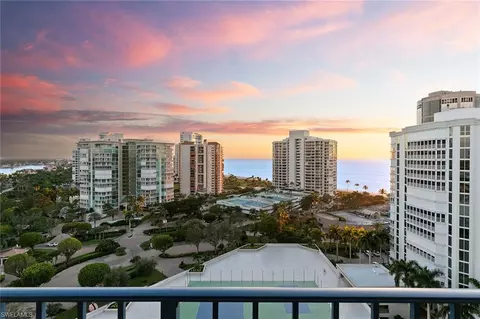 4451 Gulf Shore Blvd N #1704, Naples, FL 34103