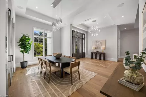 Dining - 375 Bow Line Dr, Naples, FL 34103 photo 3 of 3