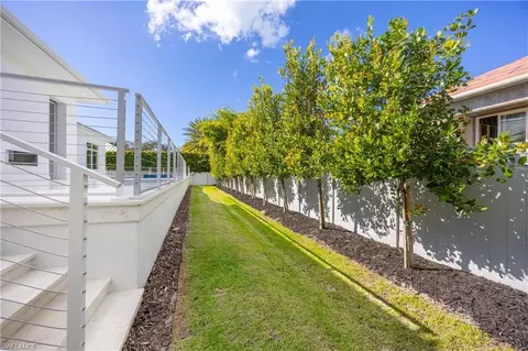 Exterior - 375 Bow Line Dr, Naples, FL 34103 photo 10 of 10