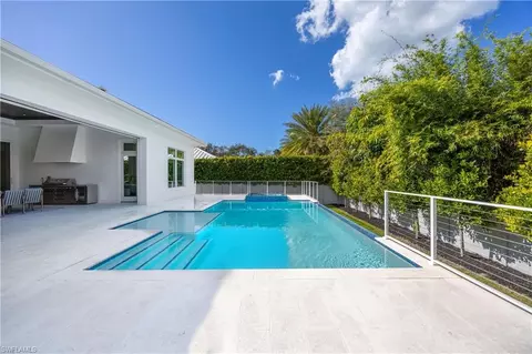 Exterior - 375 Bow Line Dr, Naples, FL 34103 photo 9 of 10