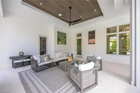 Exterior - 375 Bow Line Dr, Naples, FL 34103 photo 7 of 10