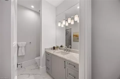 Bath - 375 Bow Line Dr, Naples, FL 34103 photo 6 of 6